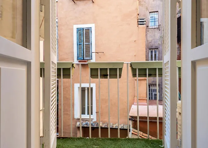 Apartament The Rent - Charming Near The Pantheon *